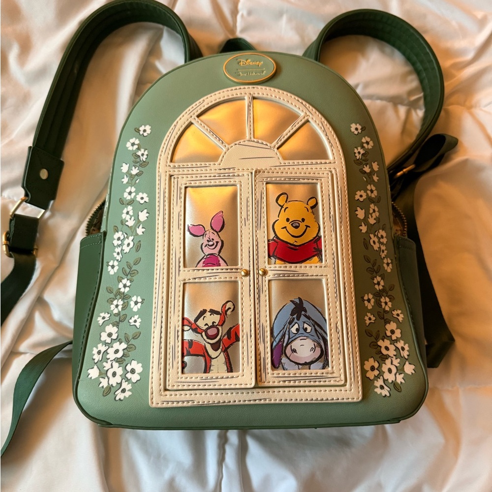 Her universe heruniverse Disney Winnie the Pooh backpack green
READ DESCRIPTION